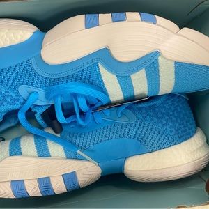 Trae young 2 size 14